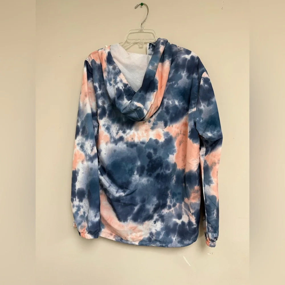 Tie-Dye Half-Zip Hoodie in Navy Blue & Coral - Picture 2 of 3